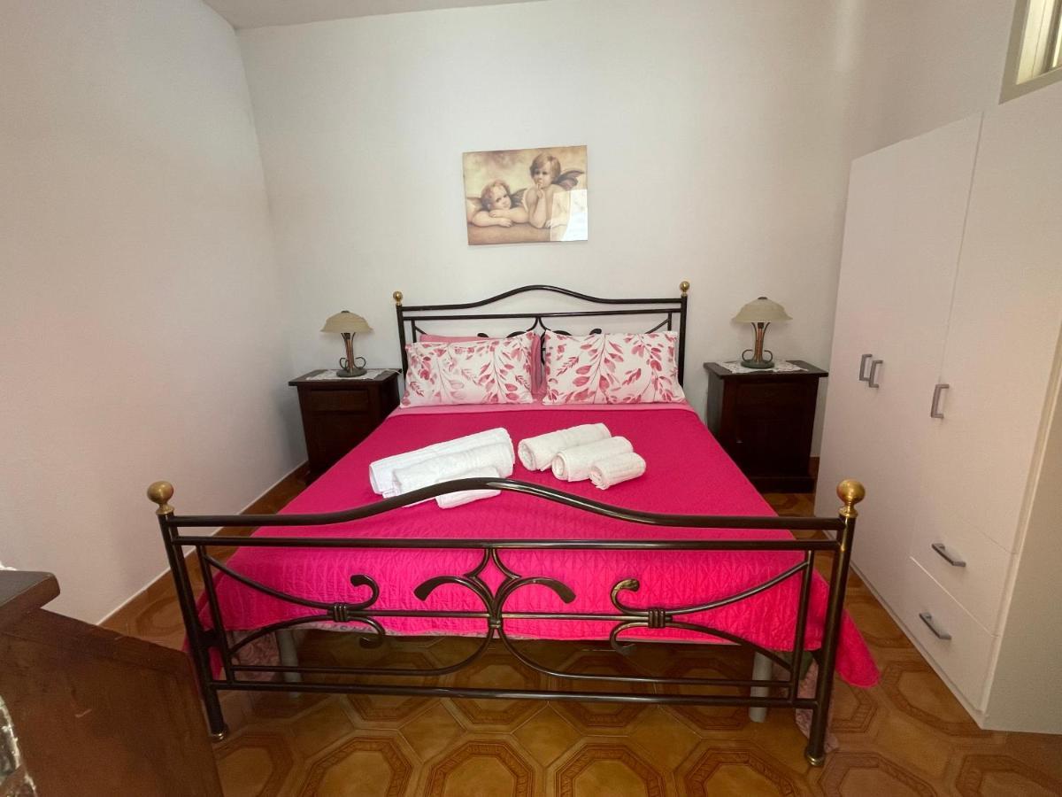 Вілла Casa Rosy Таорміна Екстер'єр фото